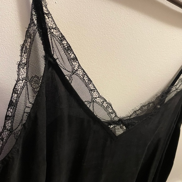 Vera Moda Midi Dress - Picture 2 of 3